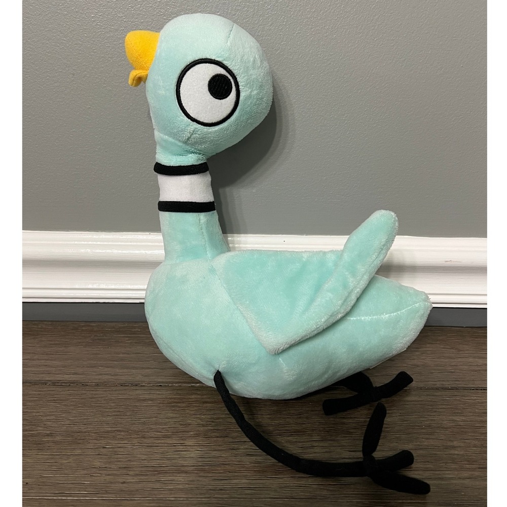 Kohl's Cares Moe Willems Don't Let Pigeon Drive Bus‎ Plush